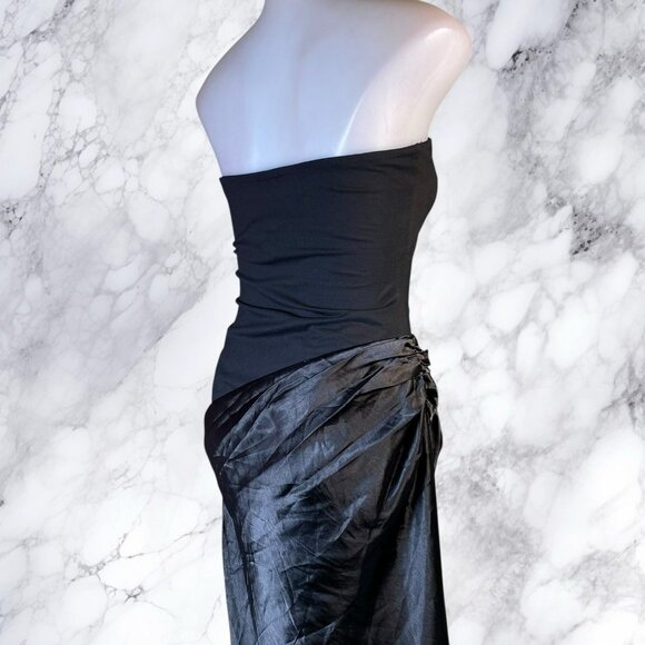 ALL THE WAYS Carrie Maxi Dress in Black - Picture 4 of 12